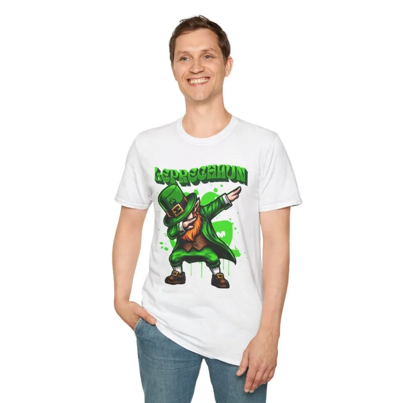 LEPRECHAUN DABBING POSE t-shirt